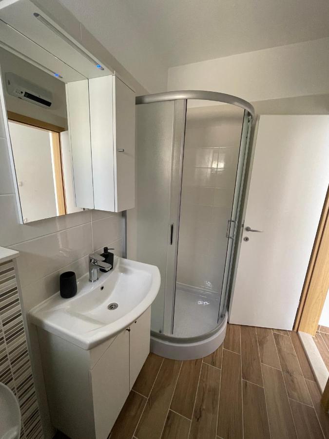 Appartamento Apartman Solin 2, Parking Esterno foto